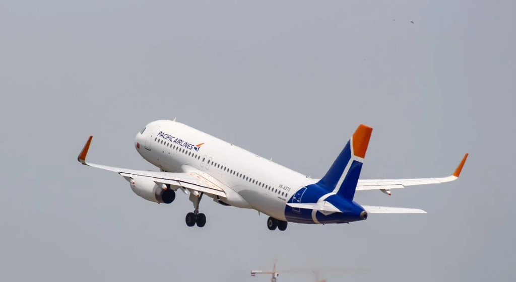 Parcific Airlines chuyên cung cấp các chặng bay nội địa với giá thấp